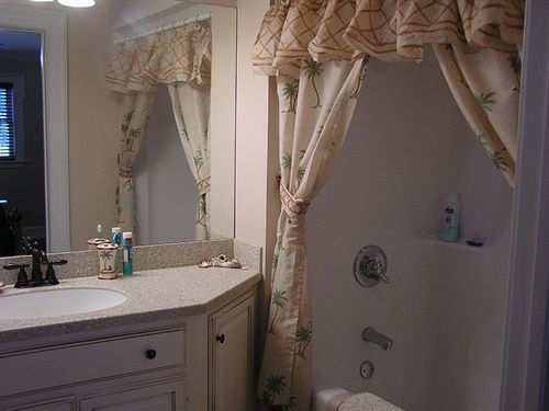 Shalom House Bed And Breakfast Тифтон Екстериор снимка